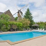 מלון Logis Domaine Du Moulin Cavier - Restaurants & אבריל