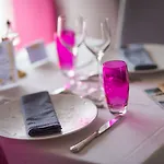 מלון Logis Domaine Du Moulin Cavier - Restaurants & אבריל