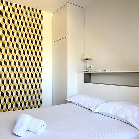 Hotel Logis Domaine Du Moulin Cavier - Restaurants &