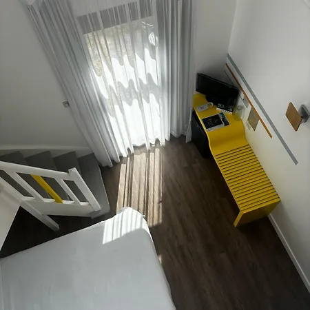 Logis Domaine Du Moulin Cavier - Restaurants & Otel 3*