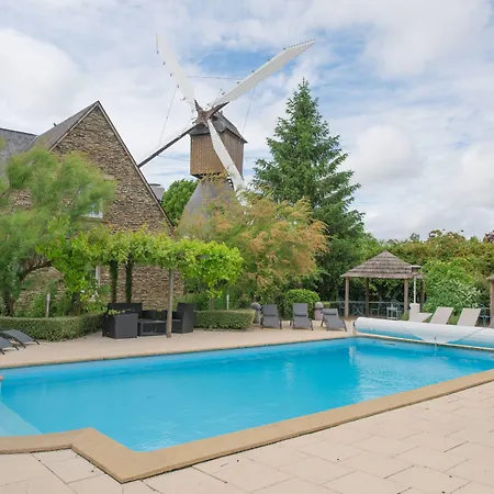 فندق Logis Domaine Du Moulin Cavier - Restaurants & Avrillé