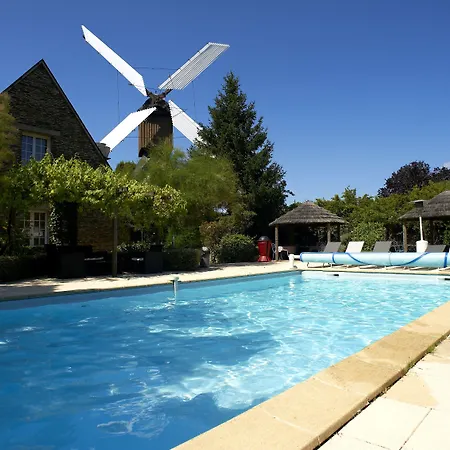 Logis Domaine Du Moulin Cavier - Restaurants &