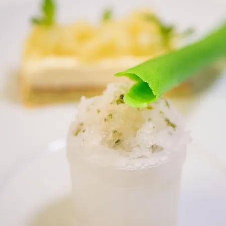 Logis Domaine Du Moulin Cavier - Restaurants & Hotel Avrillé