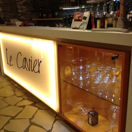 Logis Domaine Du Moulin Cavier - Restaurants &