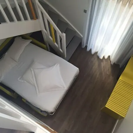 Otel Logis Domaine Du Moulin Cavier - Restaurants & Avrillé