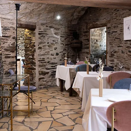 فندق Logis Domaine Du Moulin Cavier - Restaurants &