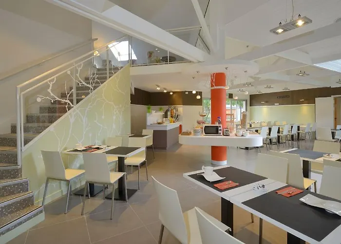 Logis Domaine Du Moulin Cavier Avrillé