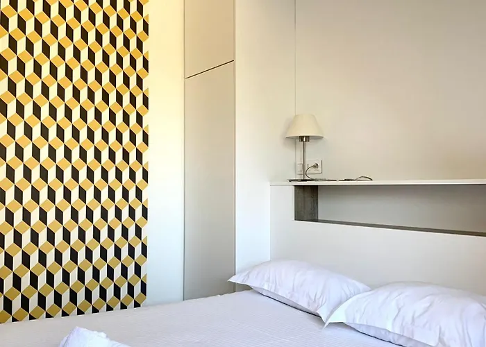 Hotel Logis Domaine Du Moulin Cavier