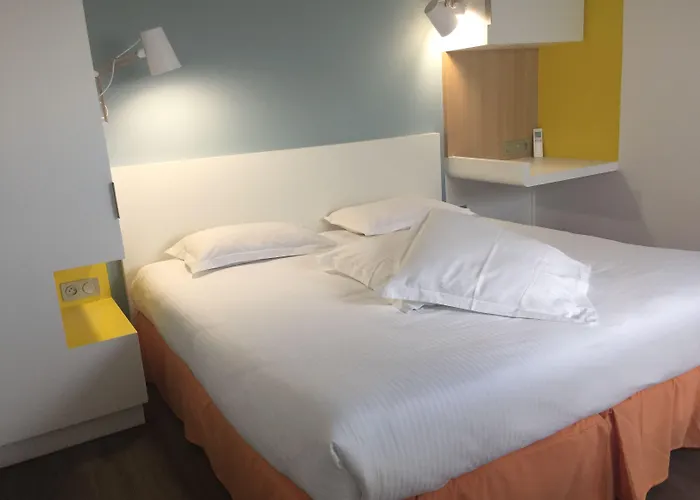 Logis Domaine Du Moulin Cavier Avrillé