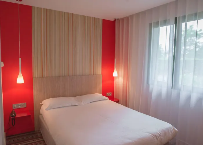 Logis Domaine Du Moulin Cavier Avrillé